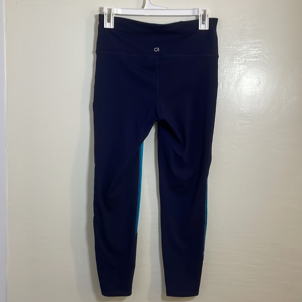 GapFit Sport Compression Colorblock 7/8 Leggings Women's Size Small Navy & Blue - Picture 5 of 7